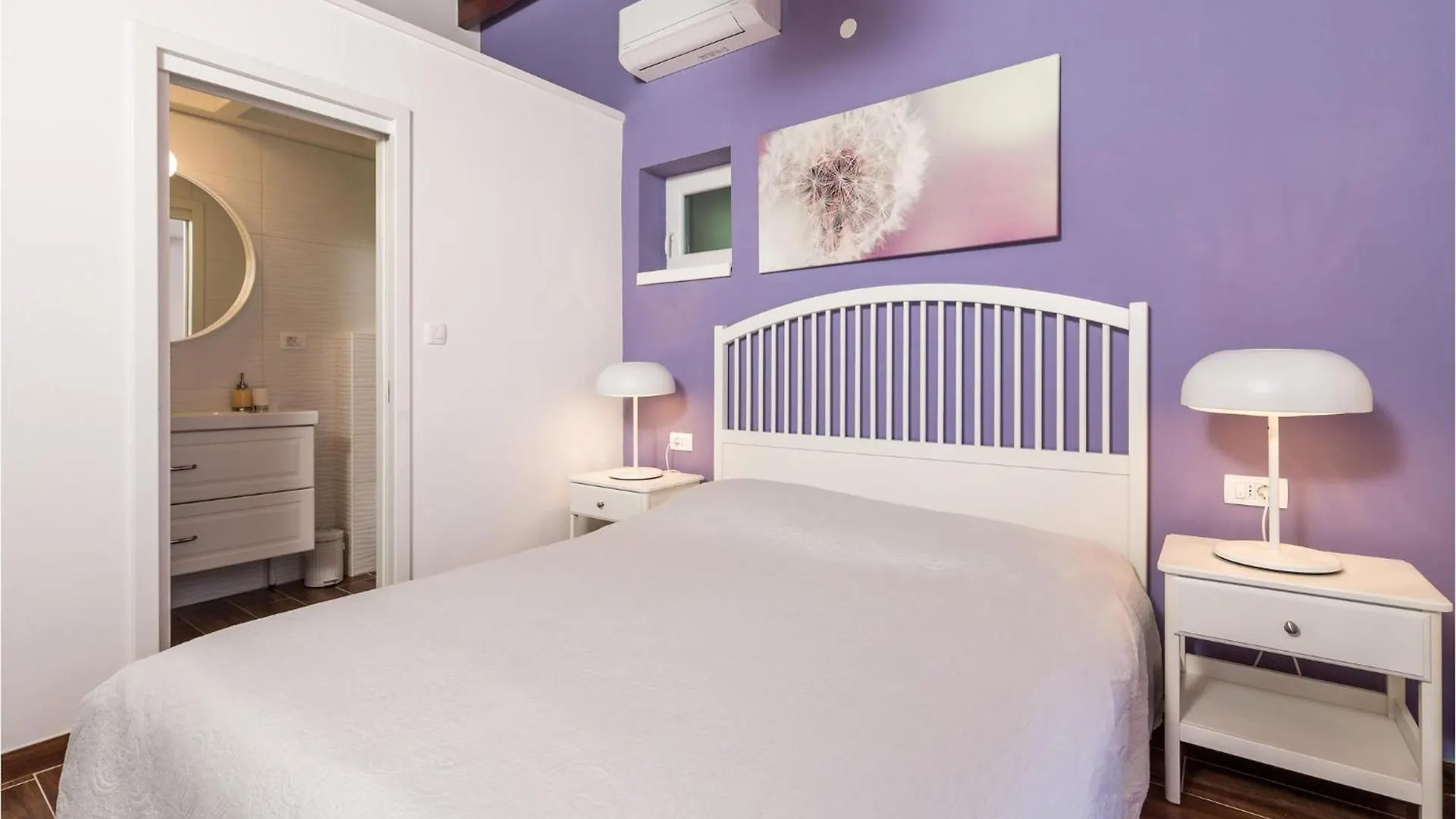 Gorgeous Home In Nerezine With Jacuzzi