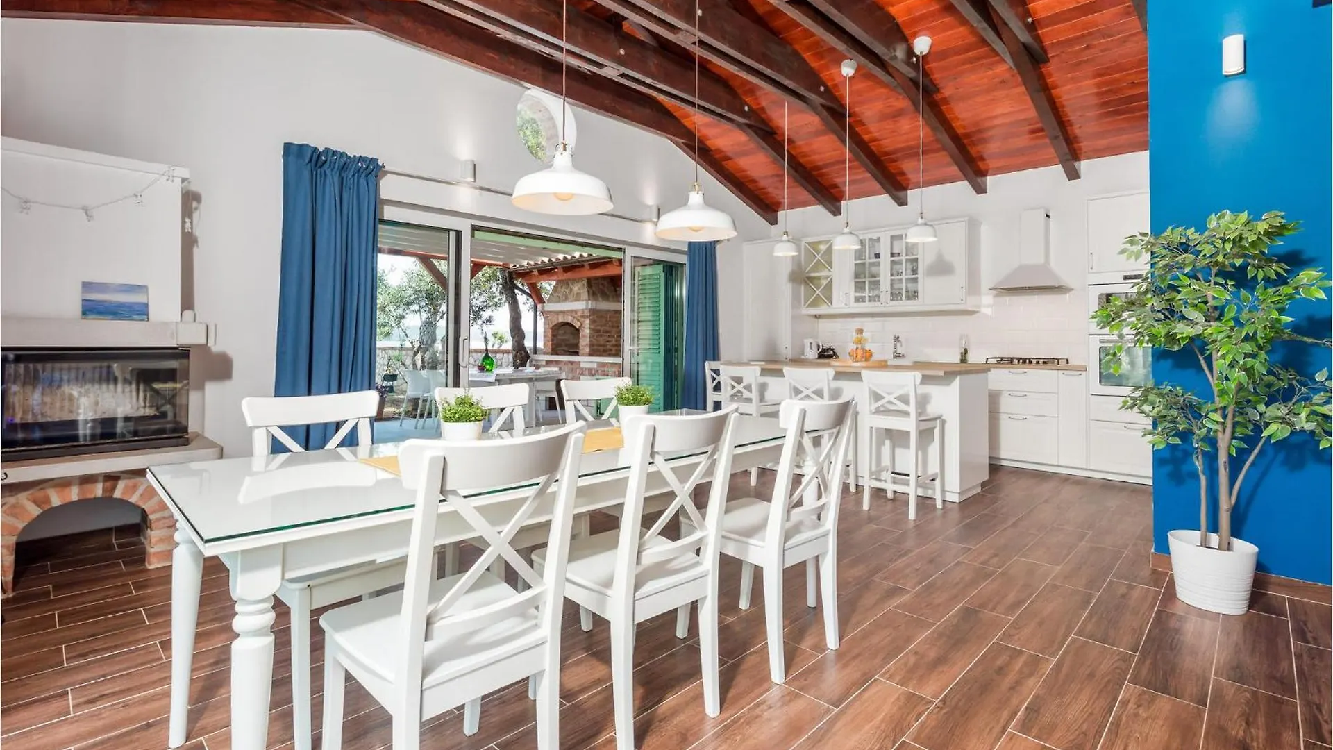 Gorgeous Home In Nerezine With Jacuzzi Croatie